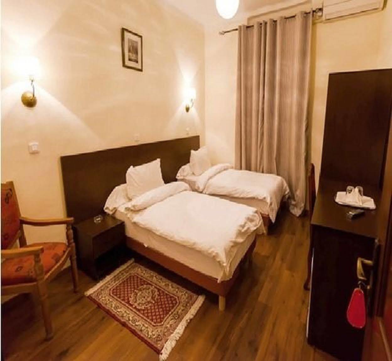Hotel Suisse Algiers Dış mekan fotoğraf